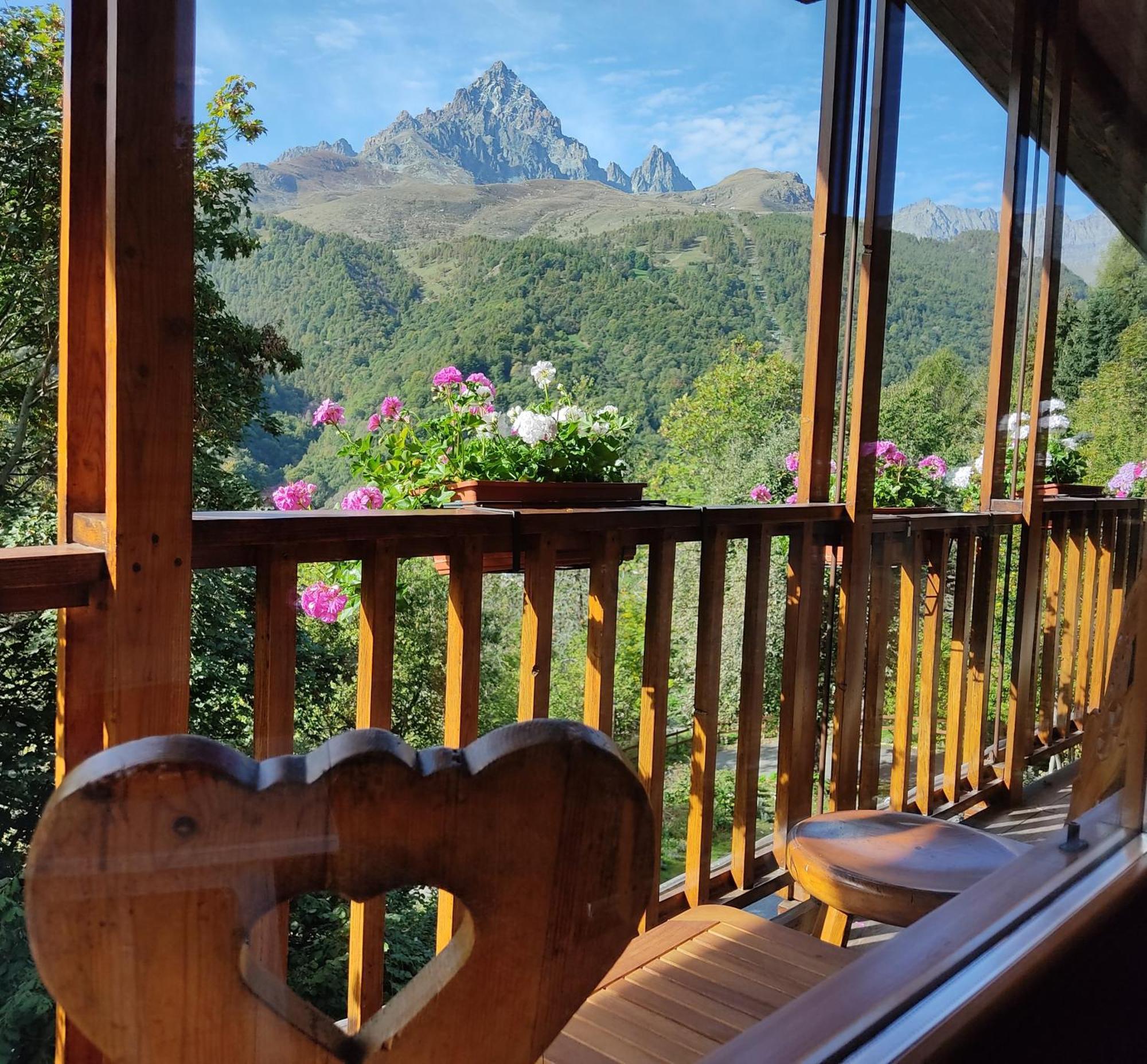 Апартаменти La Finestra Sul Monviso Кріссоло Екстер'єр фото